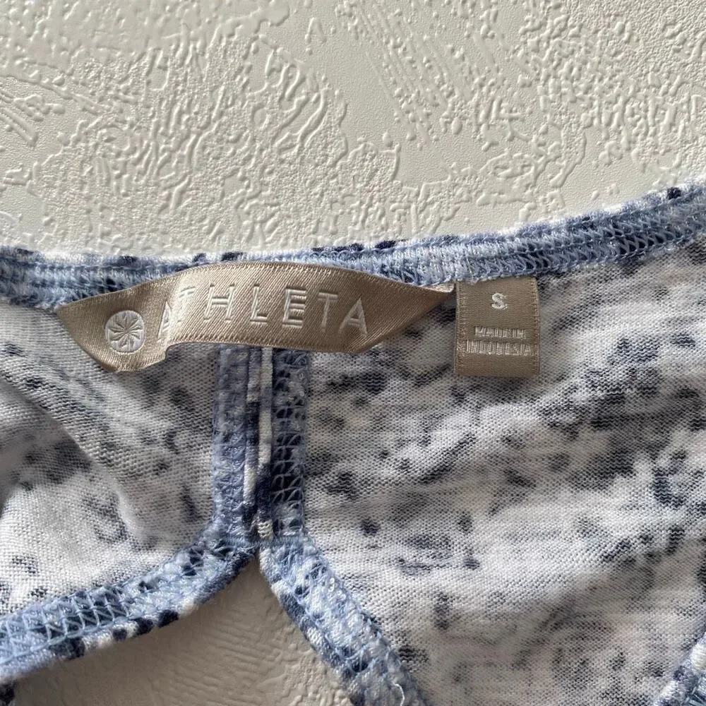 Athleta Blue White Speckle Print Racerback Tank Top | Size Small